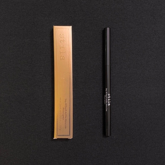 STILA ArtiStix Micro Liner — Superfine Eyeliner Pencil — Matte Black - Picture 1 of 5